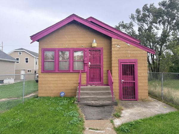 2549 Washington Street , Gary, IN 46407