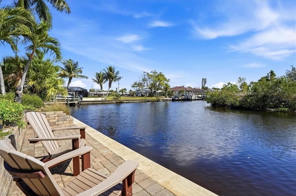2105 Ottersrest Ln, Cape Coral, FL 33990 Photo