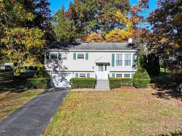 54 Walnut Drive, Clifton Park, NY 12065
