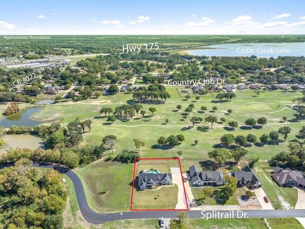 203 Splitrail Drive, Mabank, TX 75143