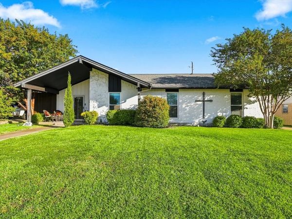 2117 Northmoor Drive, Carrollton, TX 75006