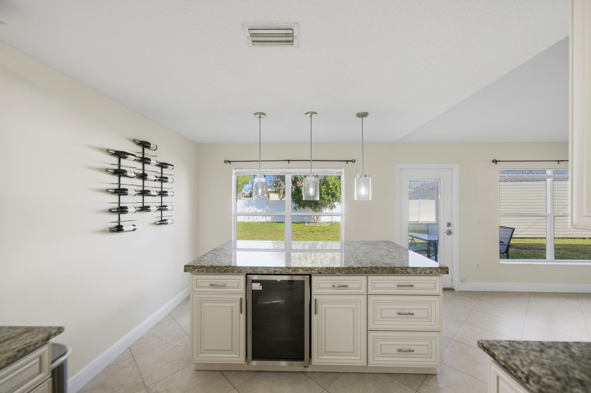 525 SW Halden Avenue, Port Saint Lucie, FL 34953 Photo