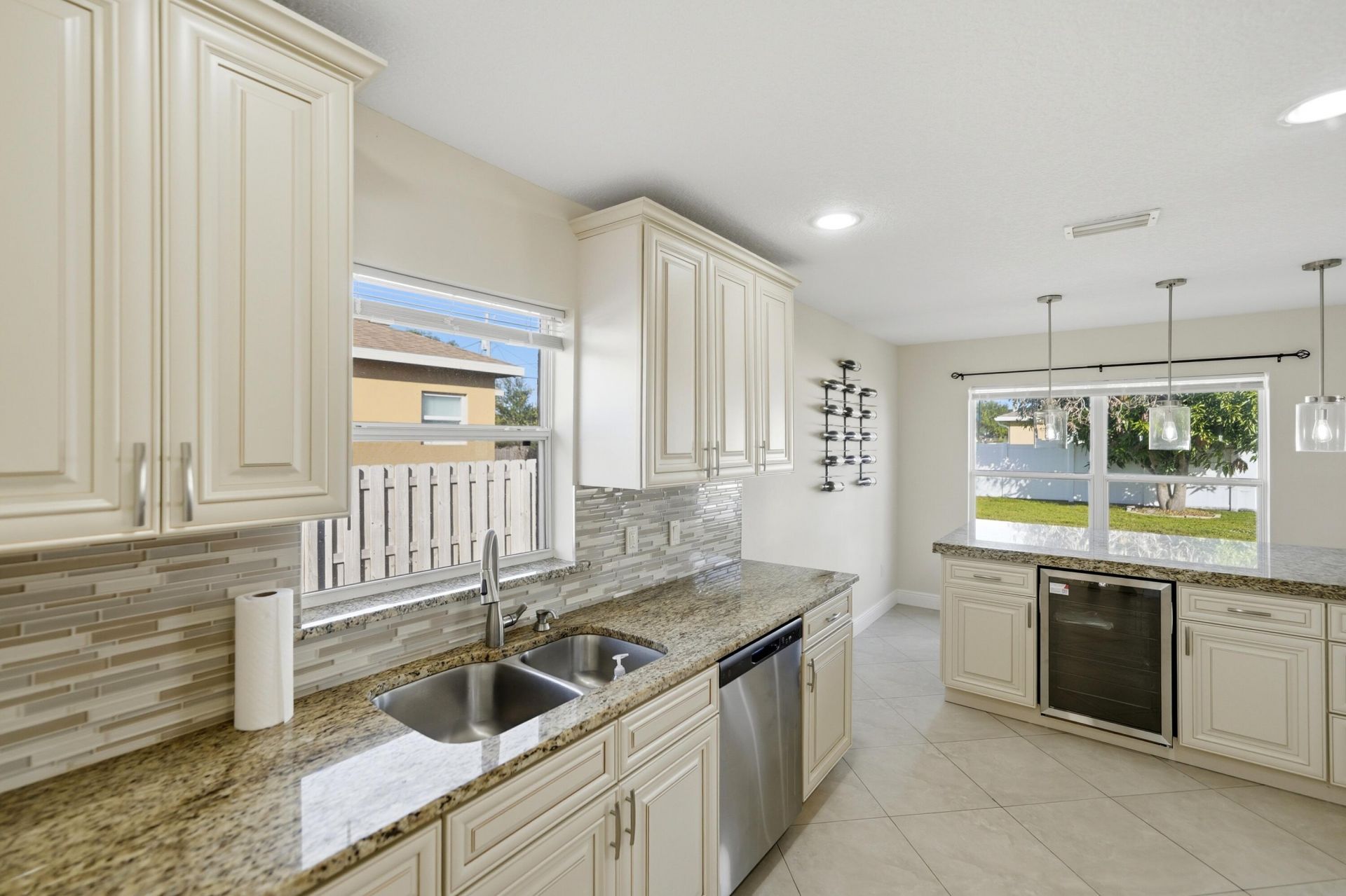 525 SW Halden Avenue, Port Saint Lucie, FL 34953 Photo