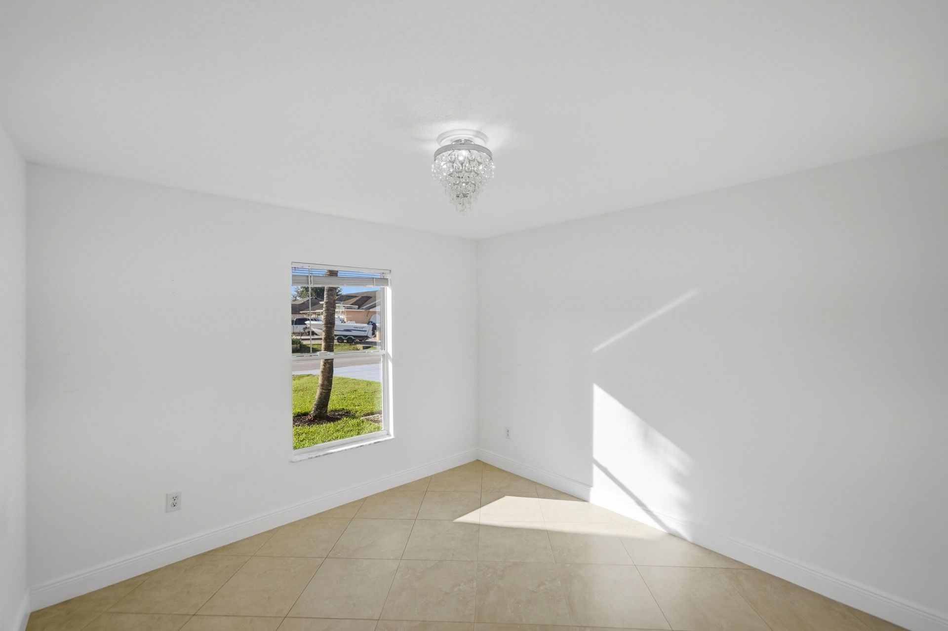 525 SW Halden Avenue, Port Saint Lucie, FL 34953 Photo
