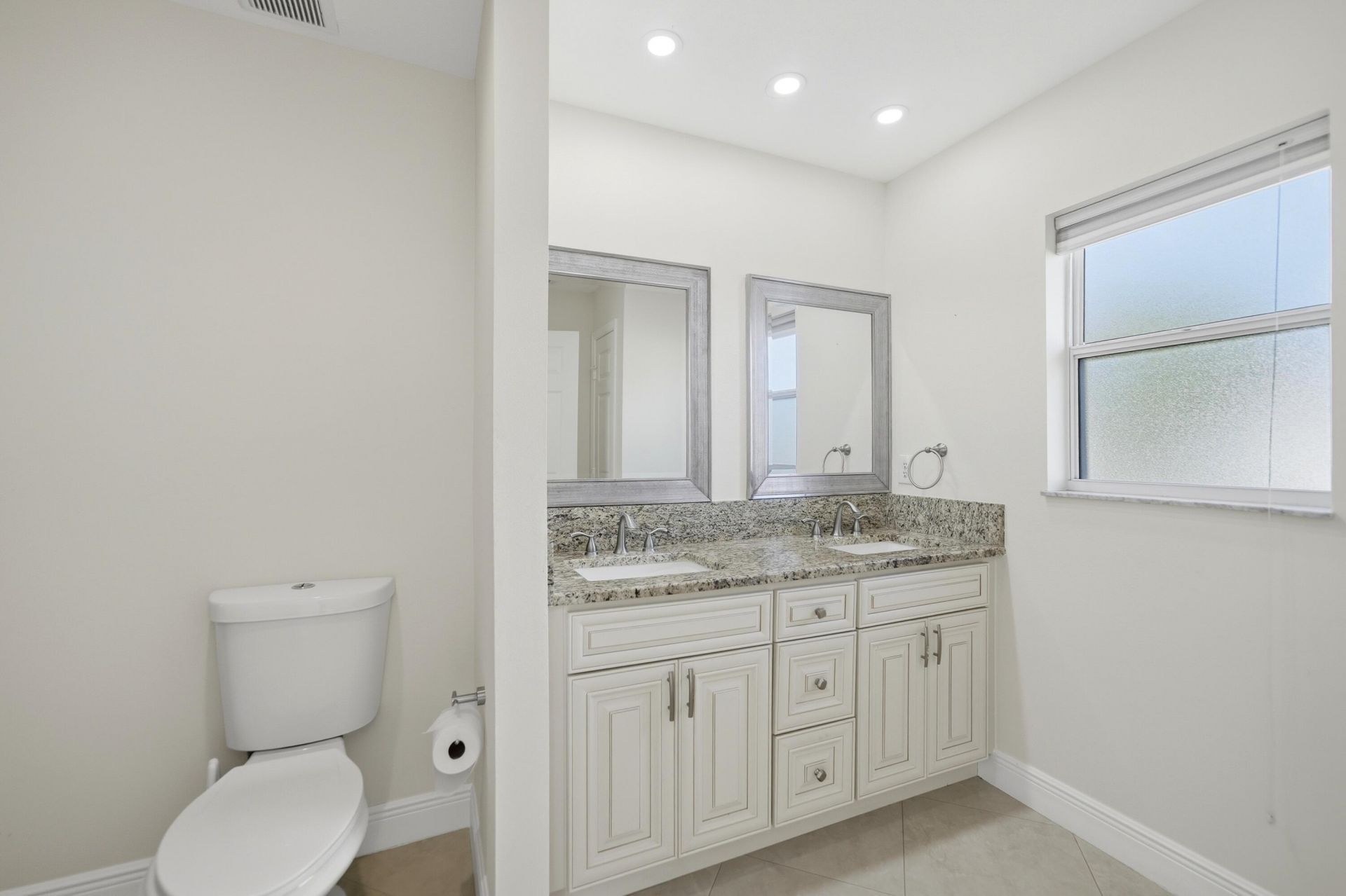 525 SW Halden Avenue, Port Saint Lucie, FL 34953 Photo