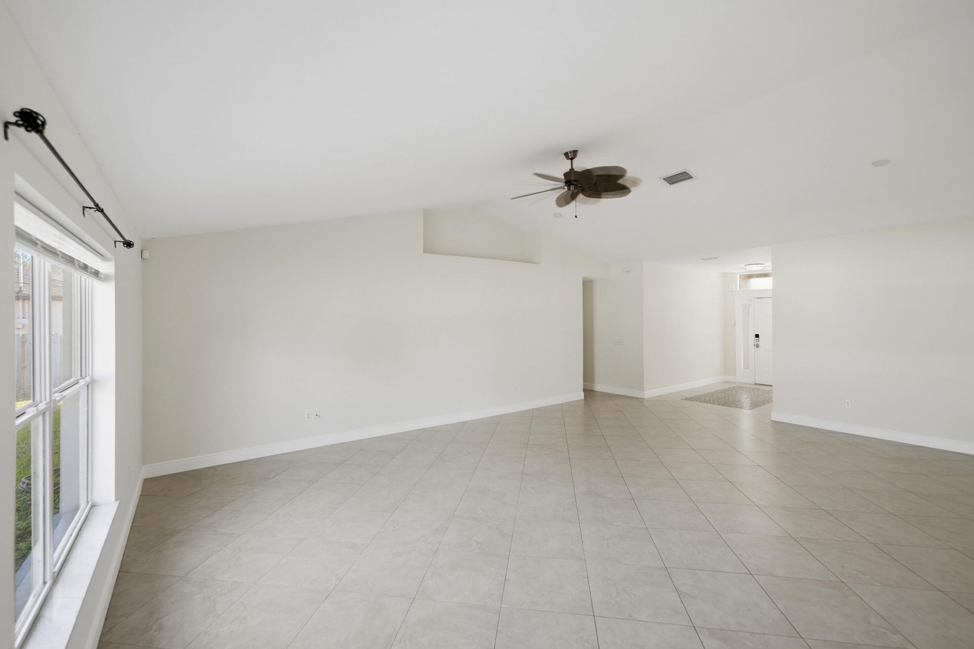 525 SW Halden Avenue, Port Saint Lucie, FL 34953 Photo