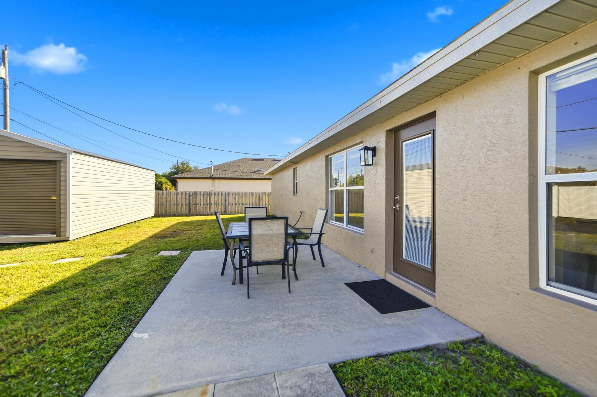 525 SW Halden Avenue, Port Saint Lucie, FL 34953 Photo