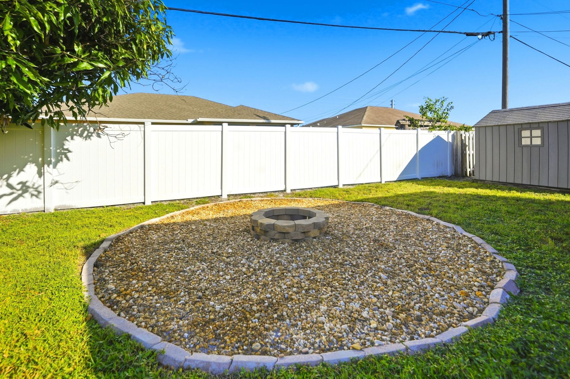 525 SW Halden Avenue, Port Saint Lucie, FL 34953 Photo