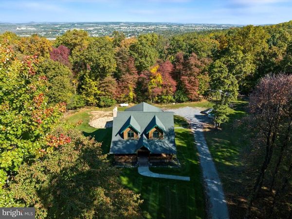 502 MOUNTAINSIDE ROAD, TEMPLE, PA 19560