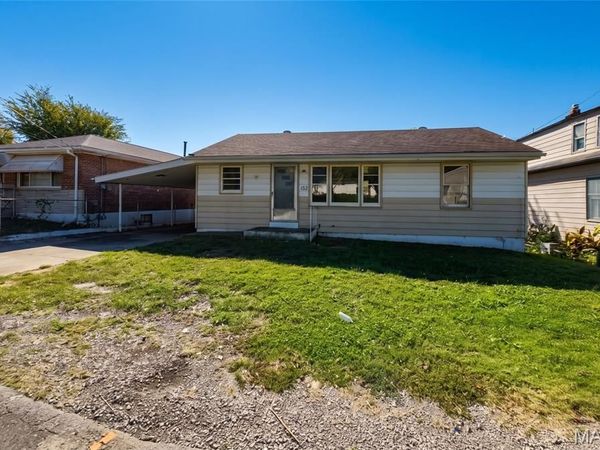 152 W Holden Avenue , St Louis, MO 63125