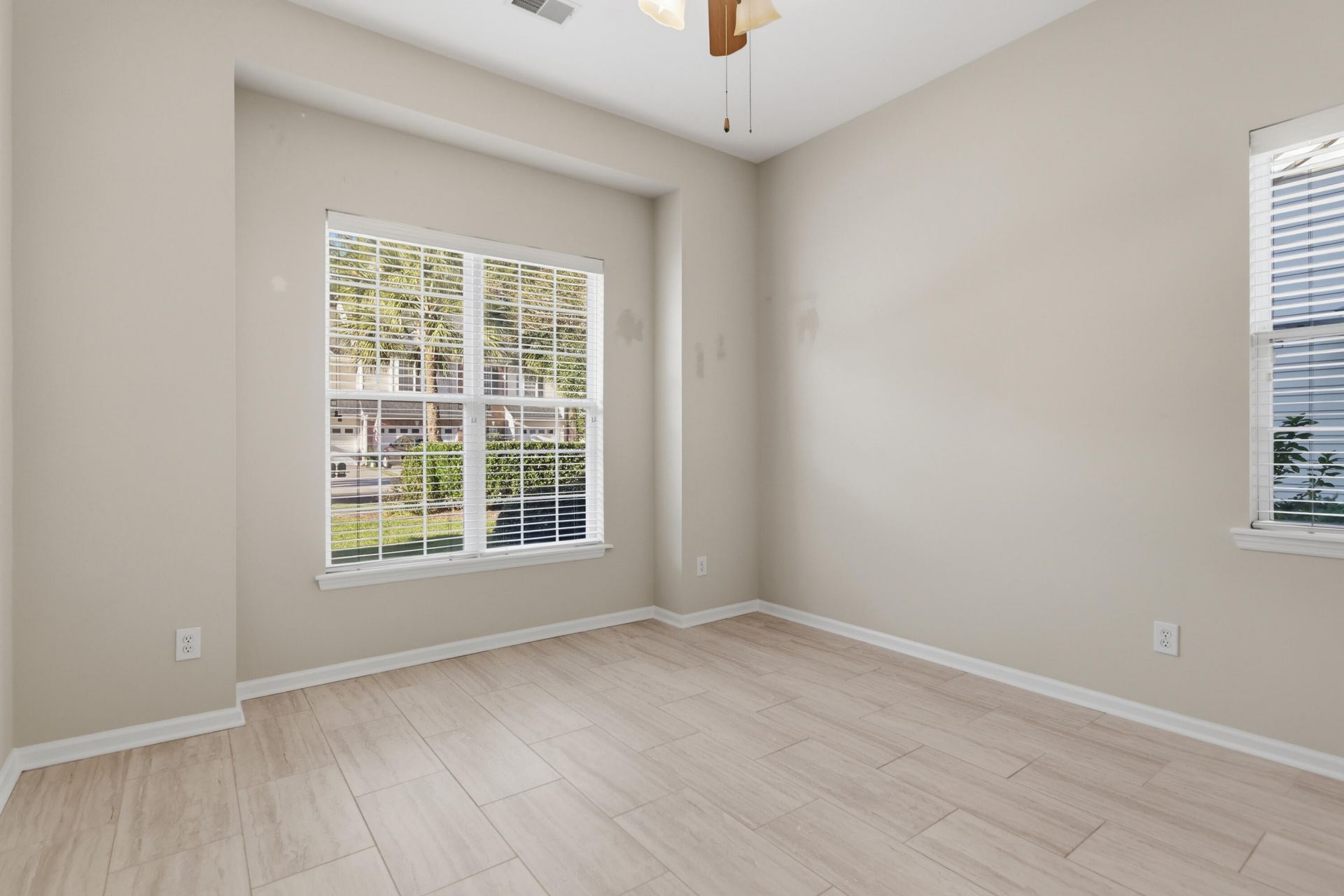 2459 Draymohr Court Photo 19