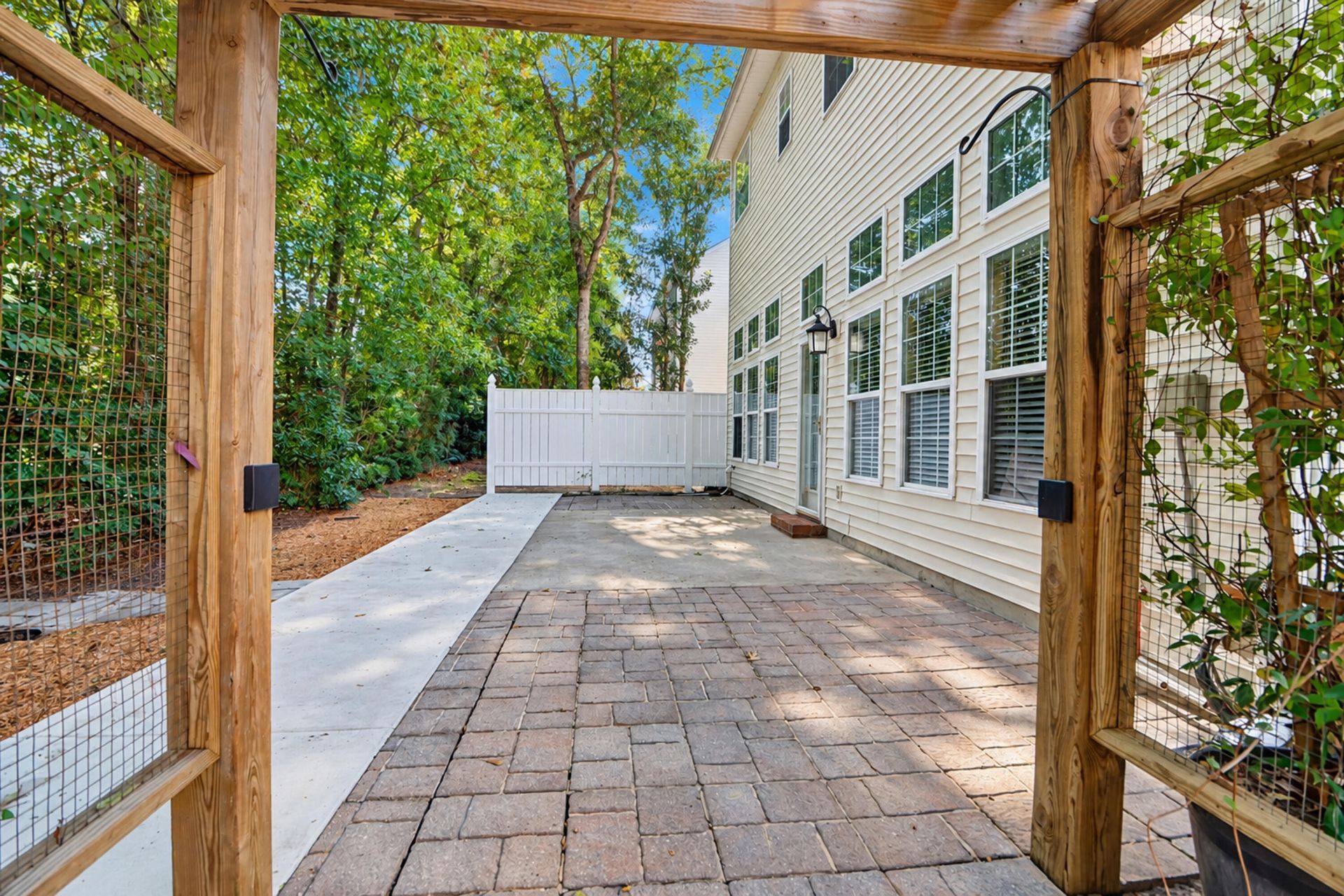 2459 Draymohr Court Photo 40