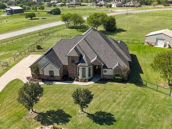 101 Rattling Antler Court, Azle, TX 76020