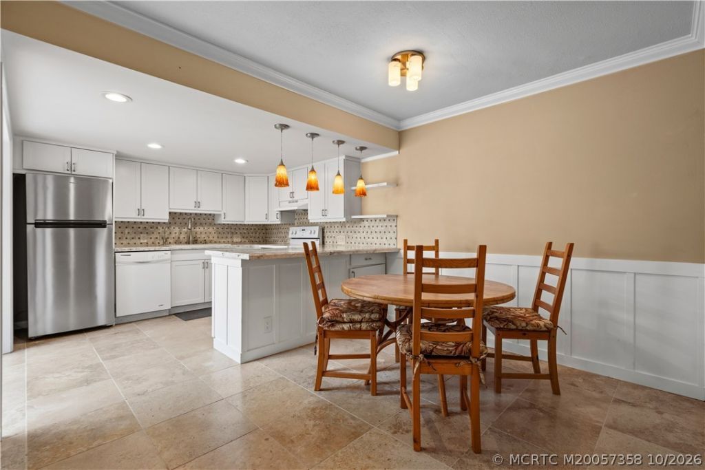 5863 SE Riverboat Drive , Stuart, FL 34997 Photo