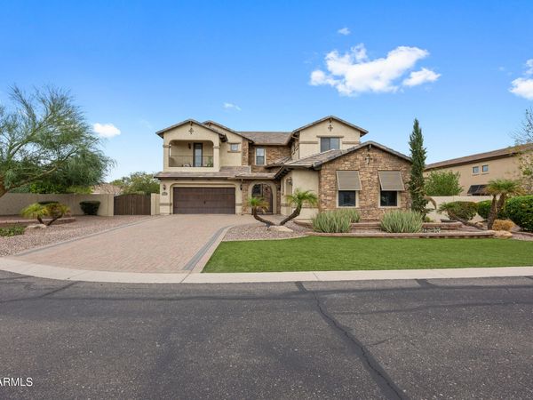 2448 E AMBER Court, Gilbert, AZ 85296