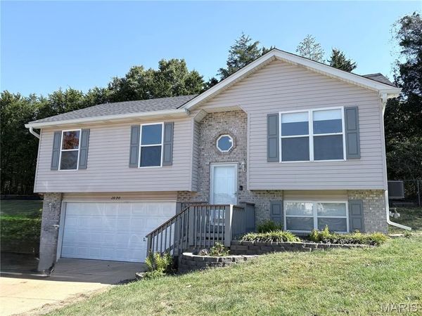 2090 Camino Real Drive, Herculaneum, MO 63048