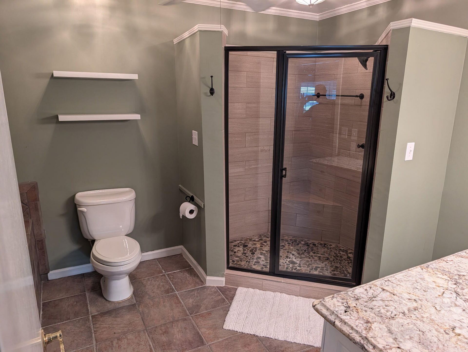405 Rockbridge Road Photo 10