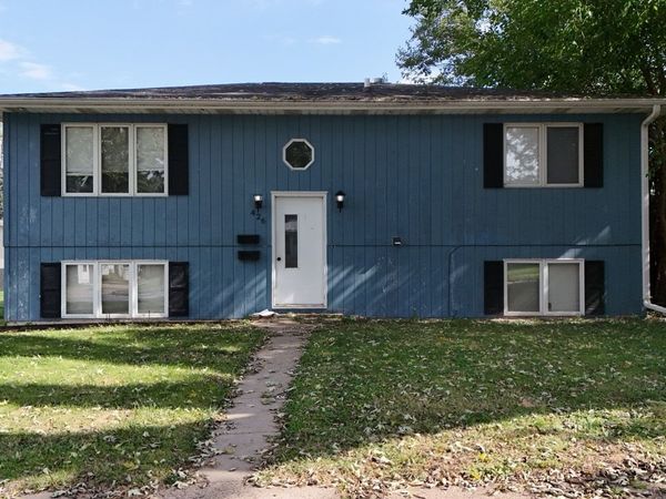 426 45TH Street , Moline, IL 61265