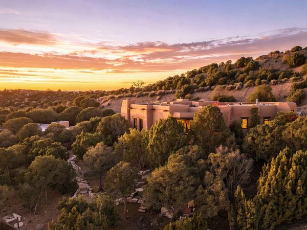 140 Barranca Road, Santa Fe, NM 87501