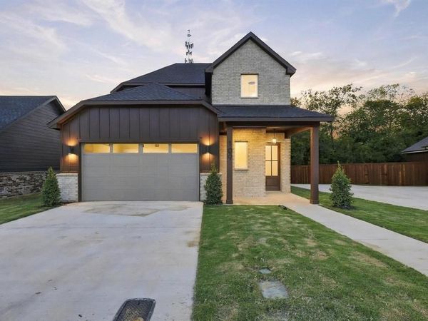 109 Iron Horse Lane , Denison, TX 75020