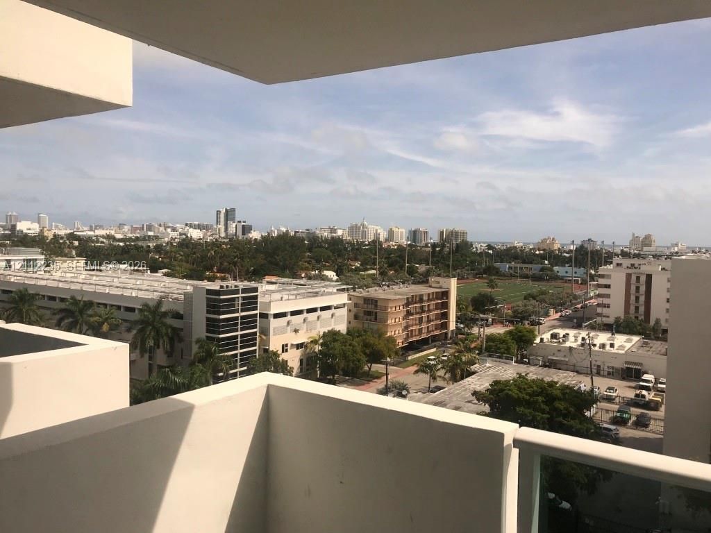 1000 West Ave, Unit 908, Miami Beach, FL 33139 Photo
