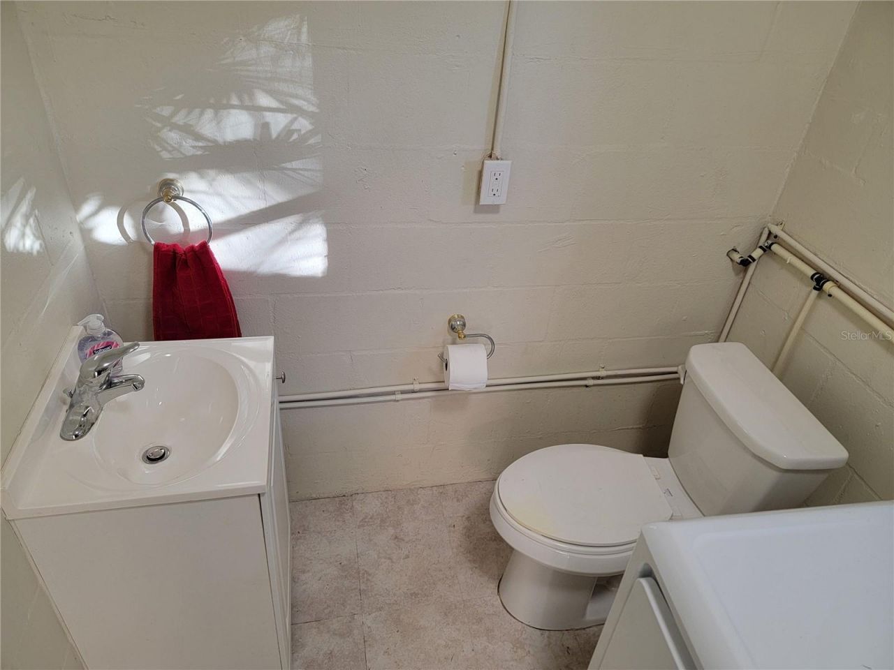 3988 Berkshire Drive, Sarasota, FL 34241 Photo