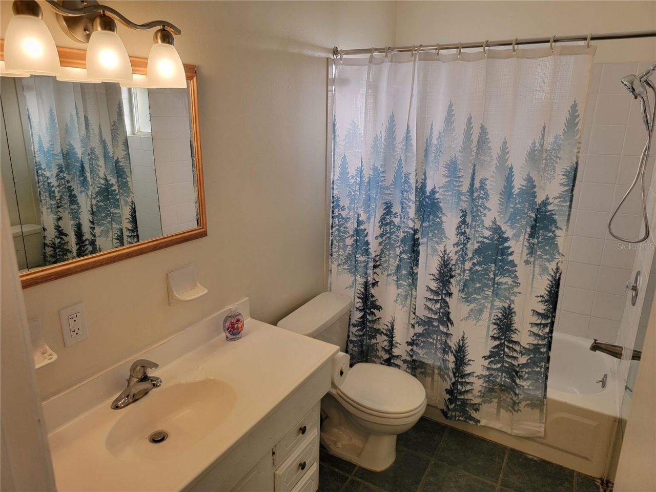 3988 Berkshire Drive, Sarasota, FL 34241 Photo