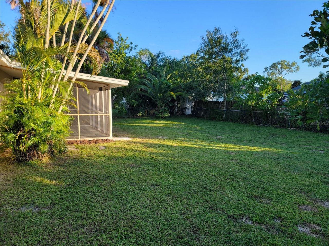 3988 Berkshire Drive, Sarasota, FL 34241 Photo