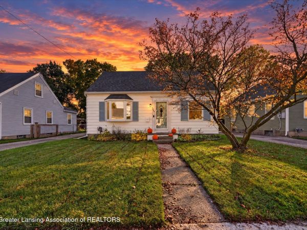 1209 Kelsey Avenue, Lansing, MI 48910