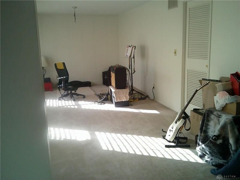 6701 Dial Drive, Huber Heights, OH 45424 Photo 7