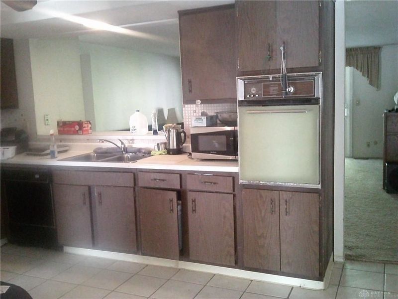 6701 Dial Drive, Huber Heights, OH 45424 Photo 9