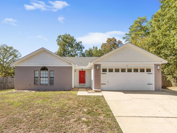 4 Mesquite Cove, Little Rock, AR 72210