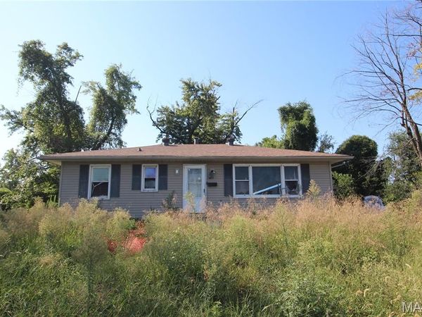 10 Lee Street , Cahokia, IL 62206