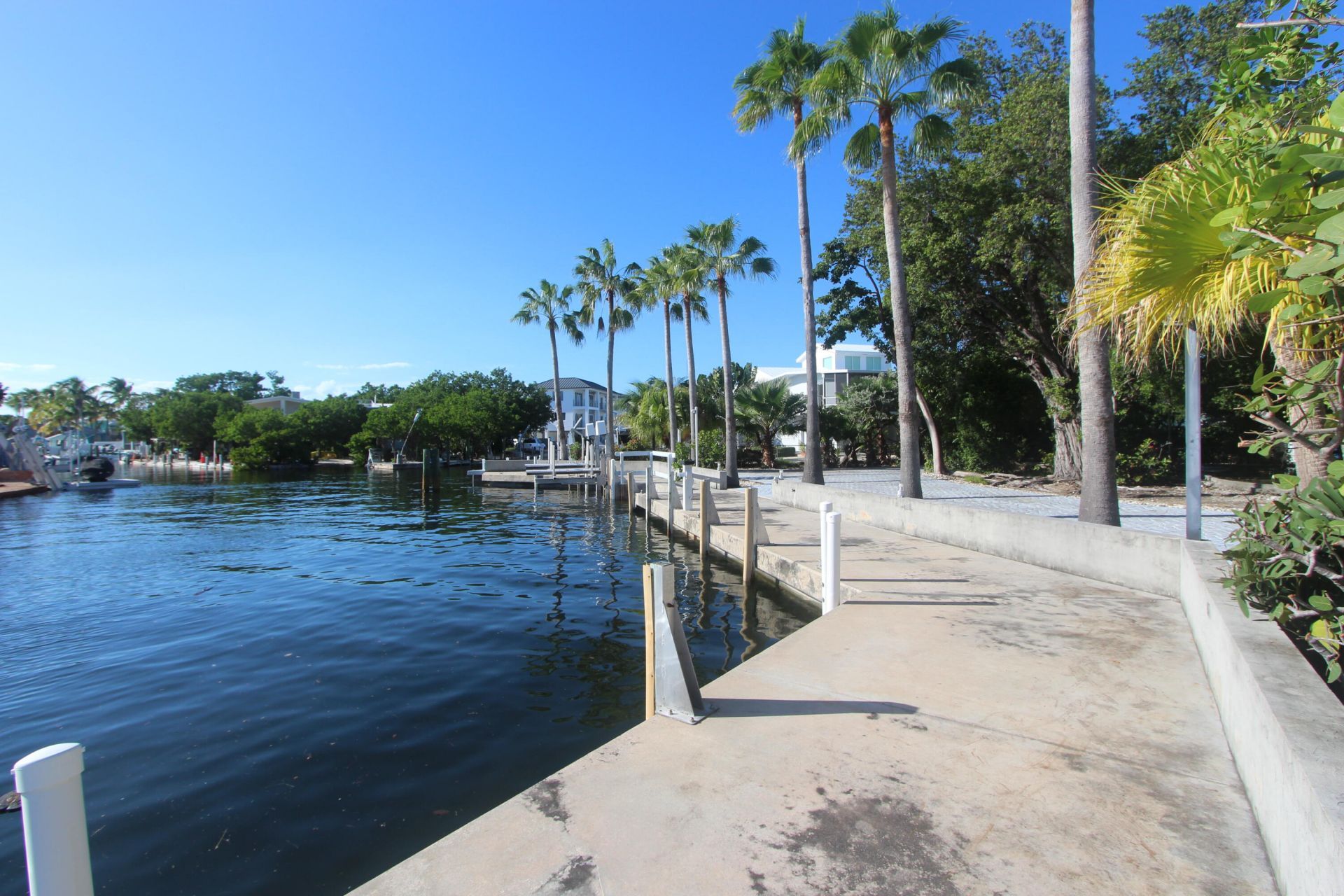 80 Ocean Front Drive, Key Largo, FL 33037 Photo
