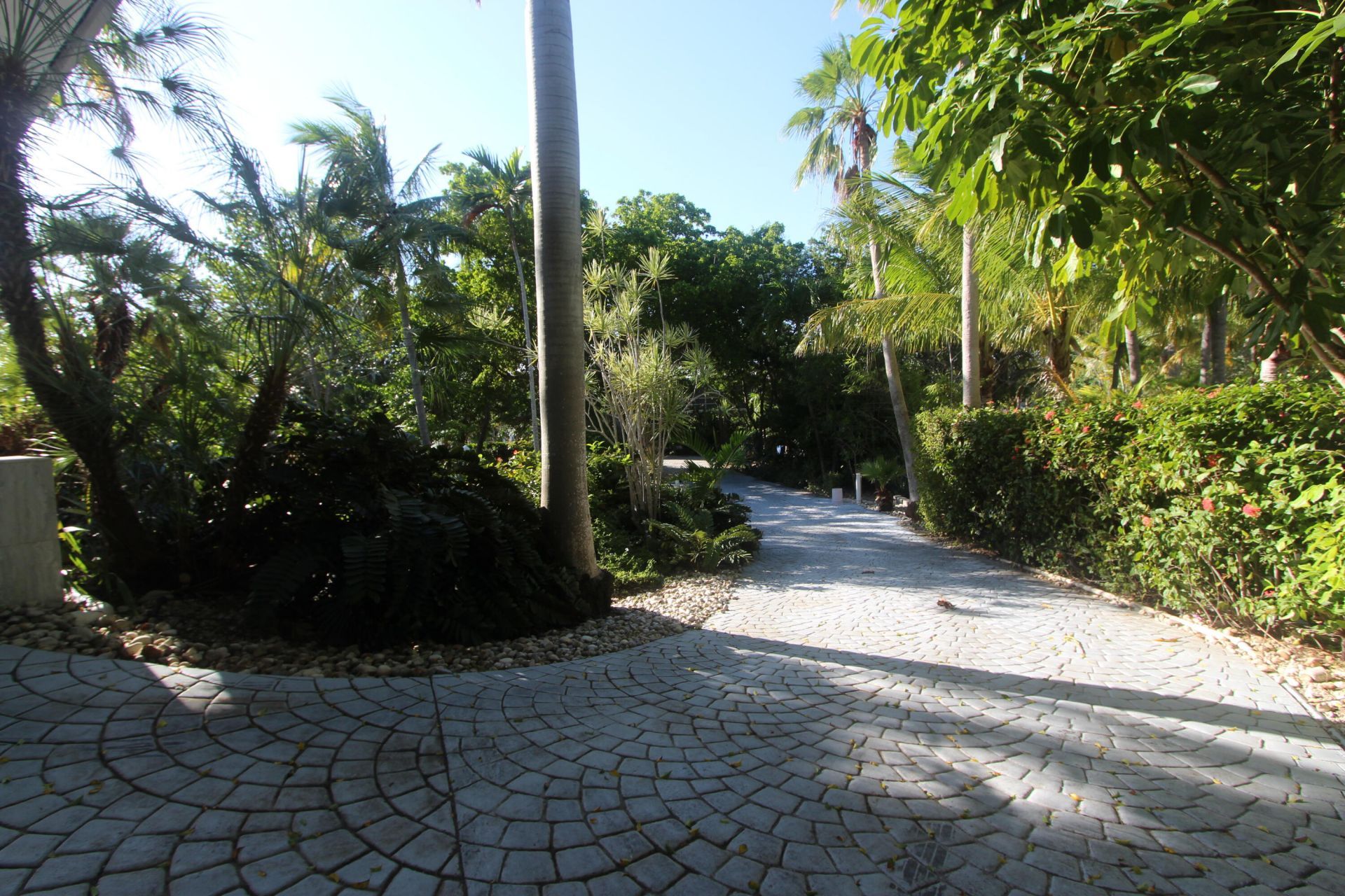 80 Ocean Front Drive, Key Largo, FL 33037 Photo