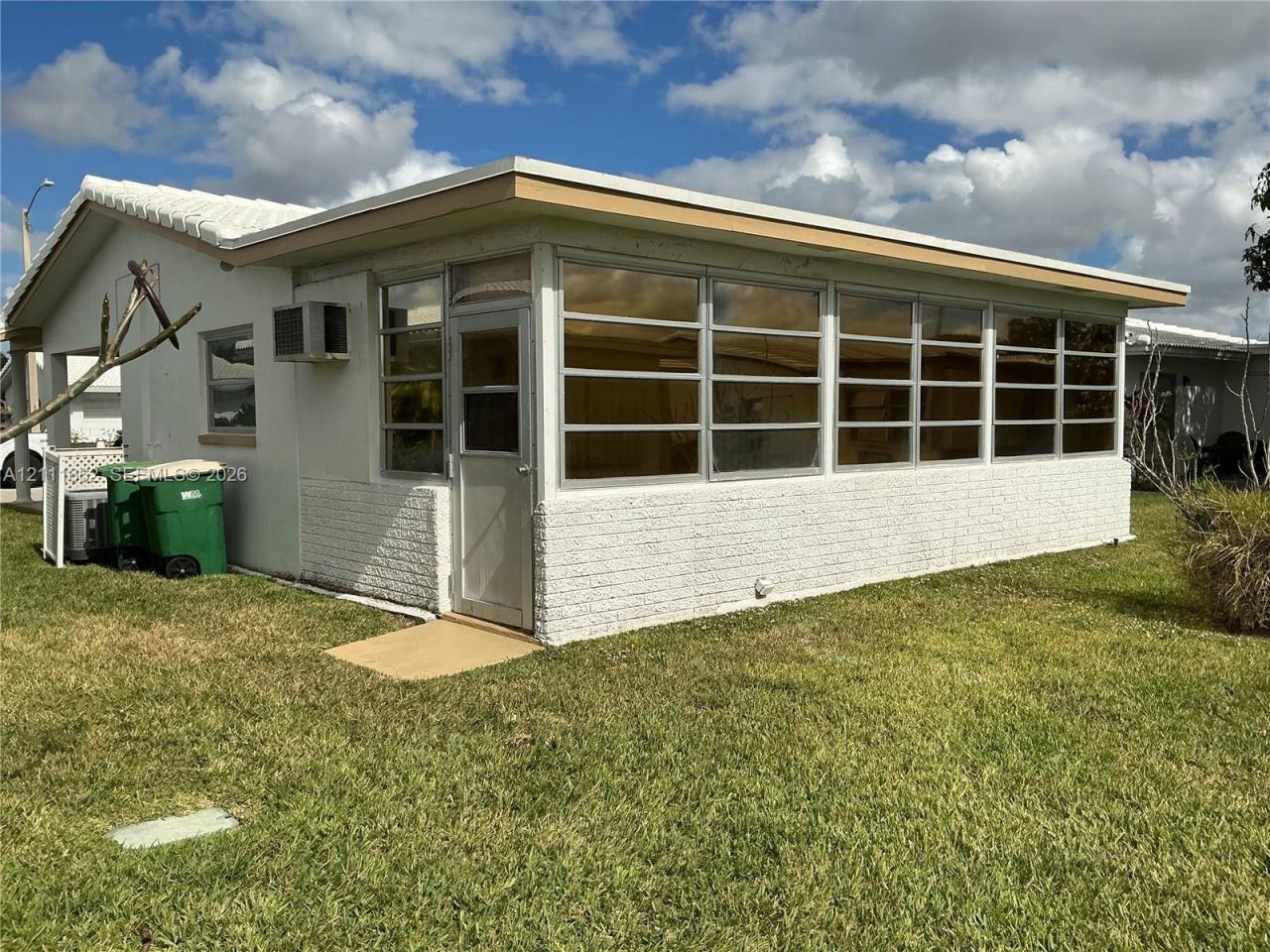 8604 NW 59th Pl, Tamarac, FL 33321 Photo