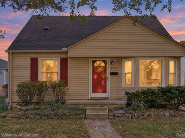 2201 Harwood Avenue , Royal Oak, Mi 48067