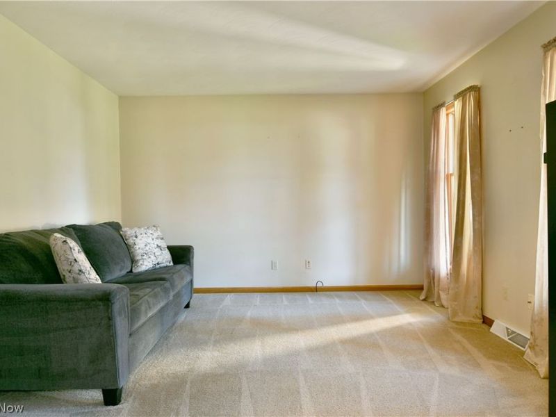 33 Fairground Boulevard, Canfield, OH 44406 Photo 6