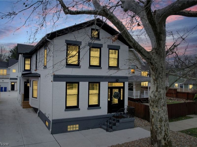 3015 Chatham Avenue, Cleveland, OH 44113 Photo 1