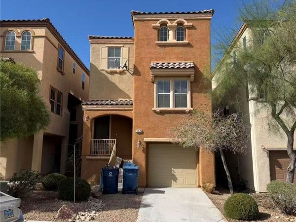 10575 Mann Street, Las Vegas, NV 89141