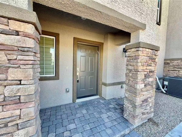 5681 Steampunk Street , Las Vegas, NV 89118