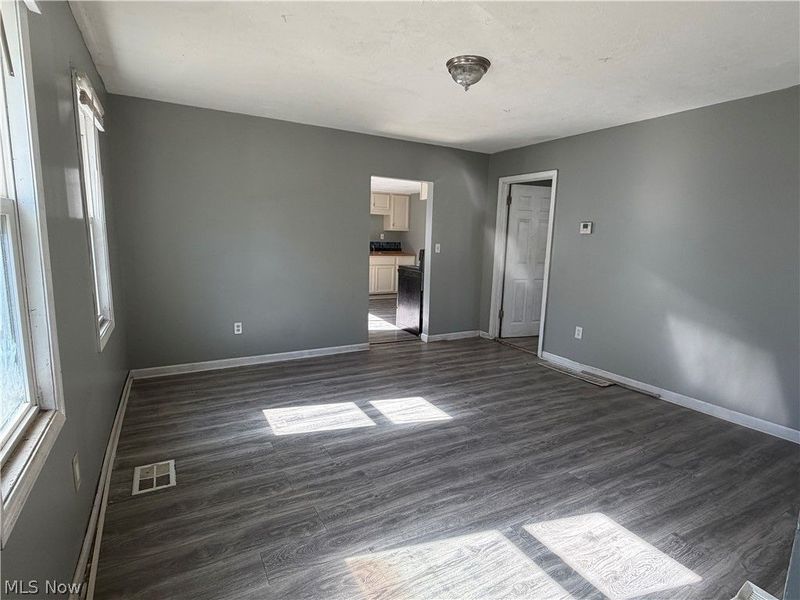 227 N East Street, Medina, OH 44256 Photo 4