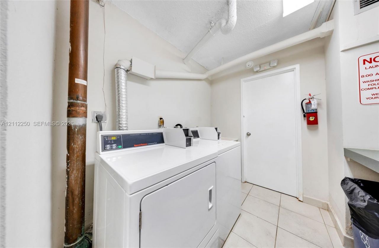 5838 Collins Ave , Unit 2F, Miami Beach, FL 33140 Photo
