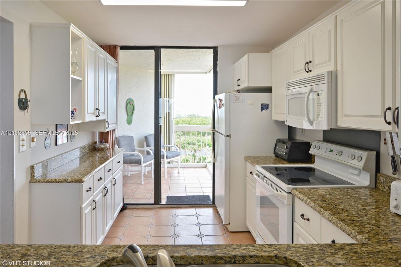 9900 S Ocean Dr, Unit 601, Jensen Beach, FL 34957 Photo