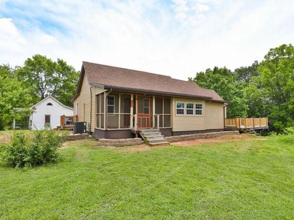 311 College Street , Crane, MO 65633
