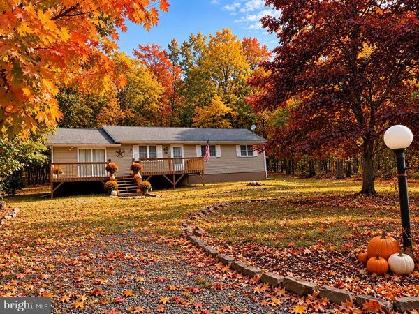 32 SHAWNEE TRAIL , ALBRIGHTSVILLE, PA 18210