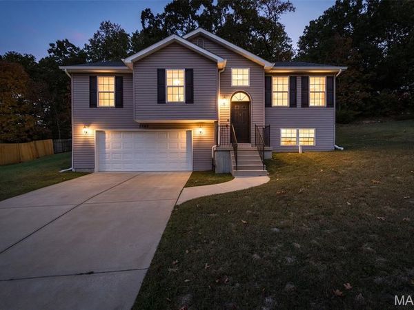 5645 Hawks Landing Drive , Hillsboro, MO 63050