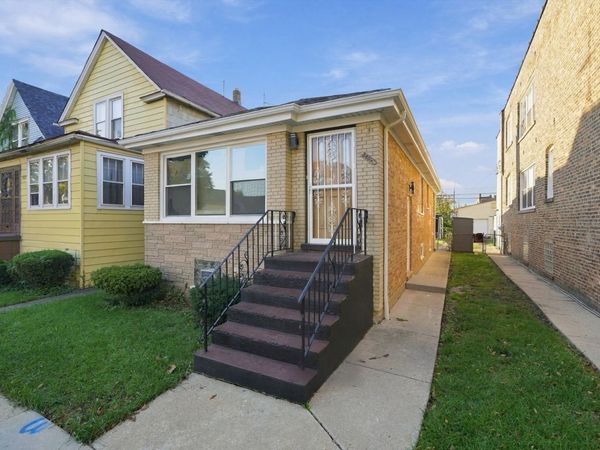 5439 W Congress Parkway, Chicago, IL 60644