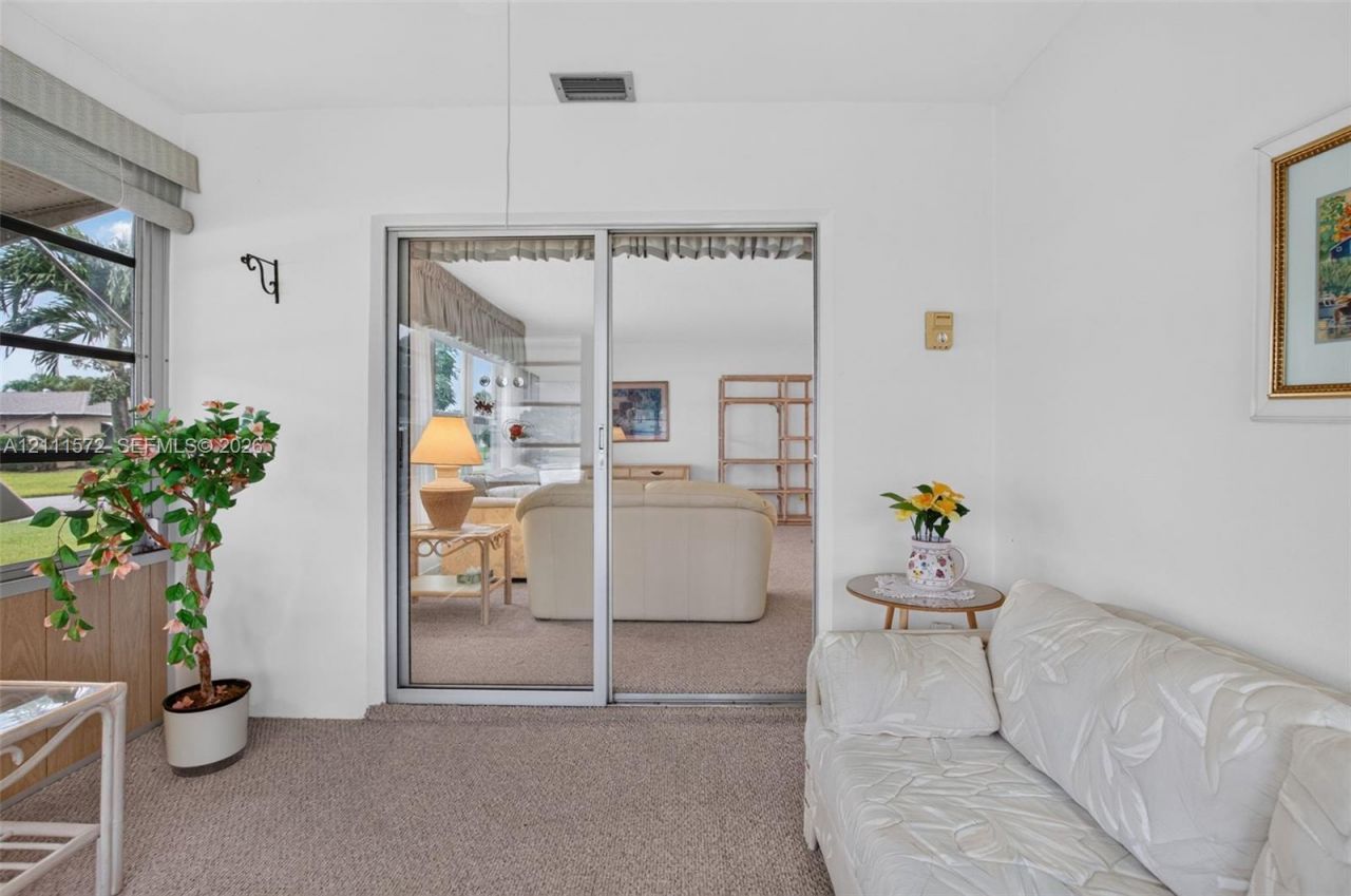 1010 E Circle Ter E , Unit A, Delray Beach, FL 33445 Photo