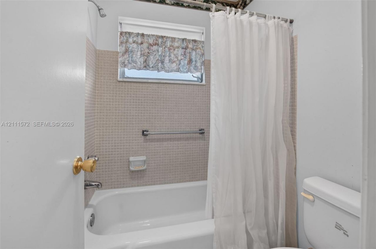 1010 E Circle Ter E , Unit A, Delray Beach, FL 33445 Photo